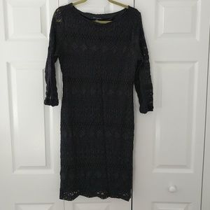 Black long sleeve fitted lace dress